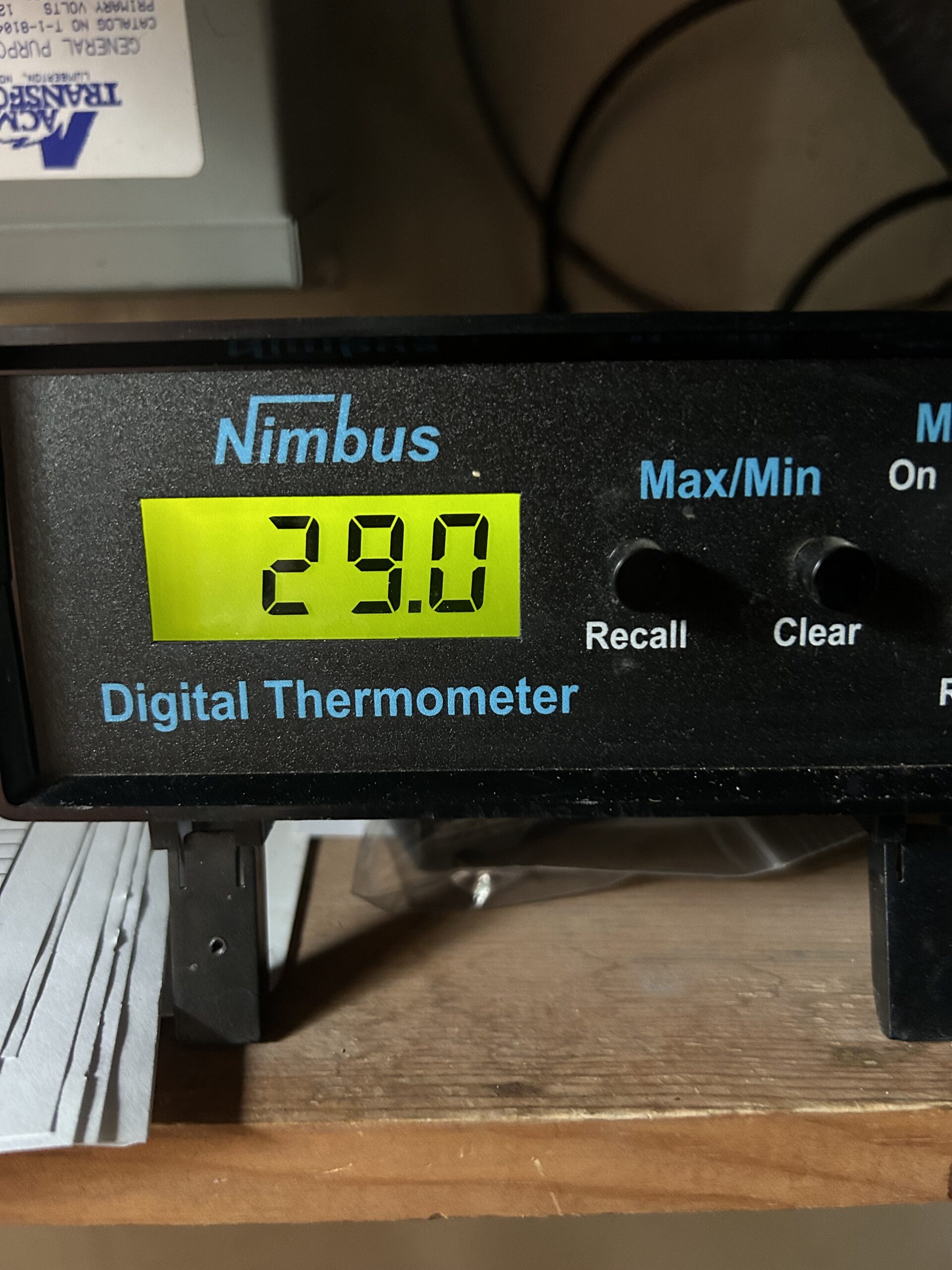 Thermometer showing 29 degrees F